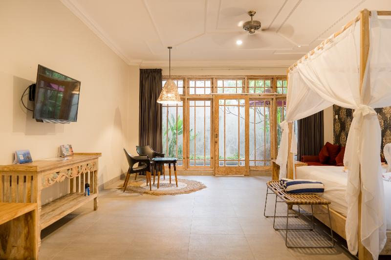 18 Suite Villa Kuta - Oda