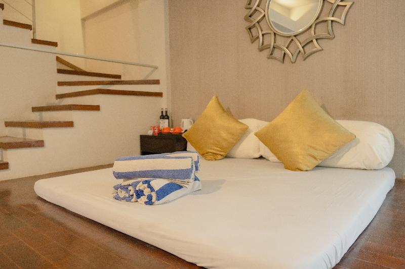 18 Suite Villa Kuta - Oda