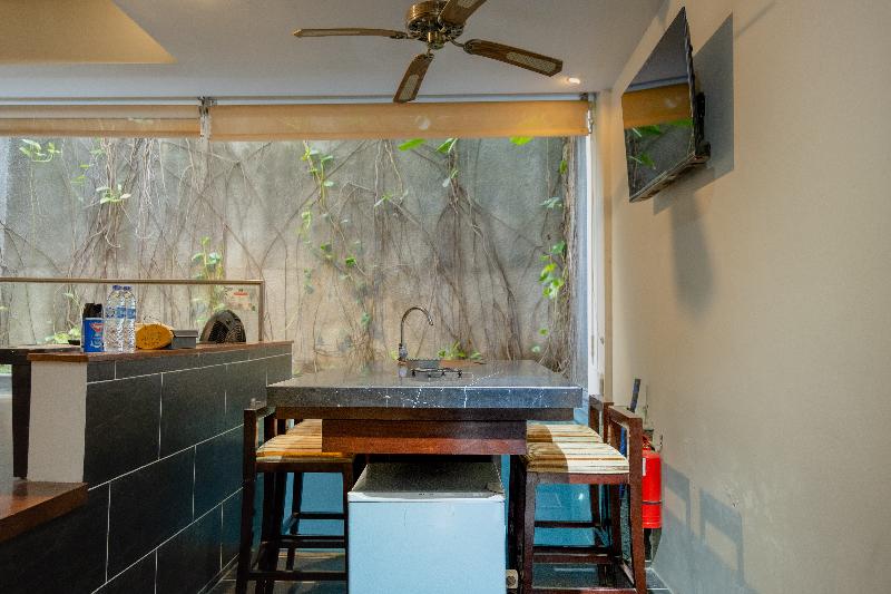 18 Suite Villa Kuta - Oda