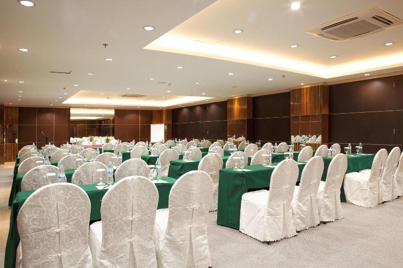 Nagoya Mansion Hotel and Residence - Toplantı