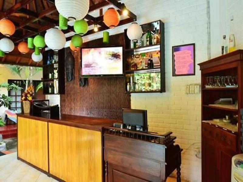 Sarinande Beach Inn - Lobi