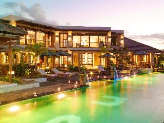 Villa Hening Jimbaran Bali otel fotoğrafı