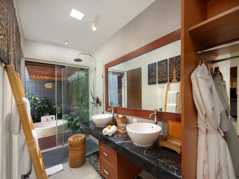 Seminyak Sanctuary Villa by Ini Vie Hospitality - Oda