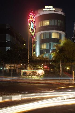 Mega Cikini otel fotoğrafı