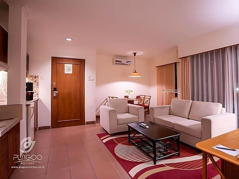 PLAGOO HOLIDAY HOTEL - Genel