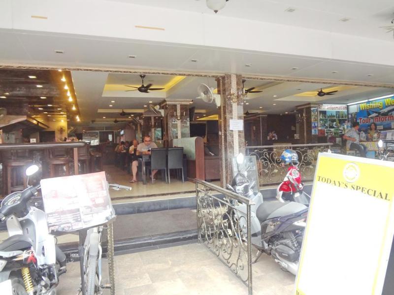 Maleez Lodge Hotel  Restaurant - Genel