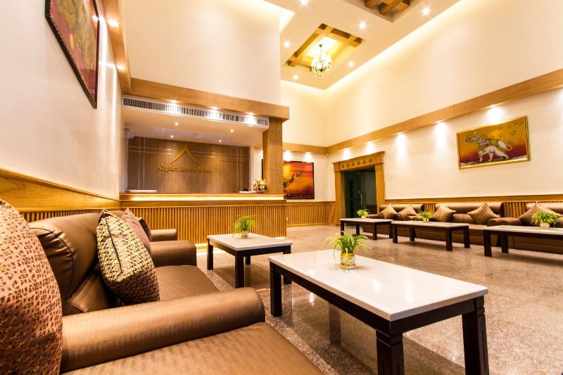 Airport Resort - Lobi