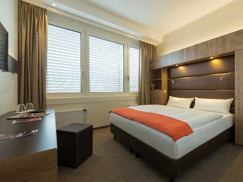 Motelplus Berlin fotoÄŸrafÄ±