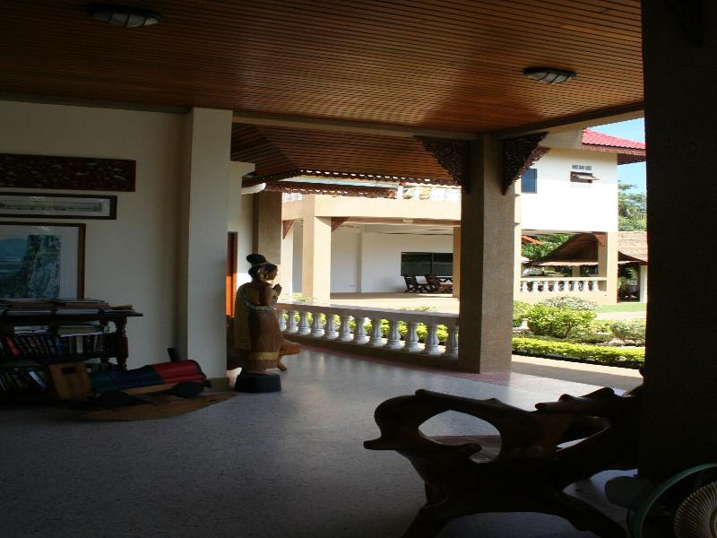 Long Beach Inn - Lobi