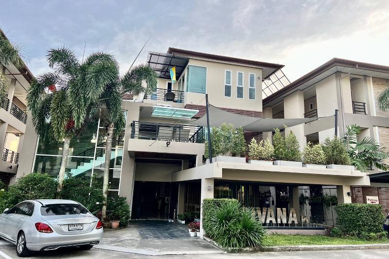 Sivana Place - Genel