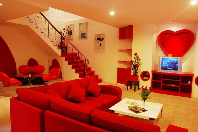 The Adventure Hotel - Genel