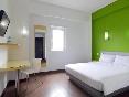 Amaris Hotel Bekasi Barat oda fotoğrafı