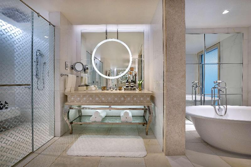 Waldorf Astoria Dubai Palm Jumeirah - Oda