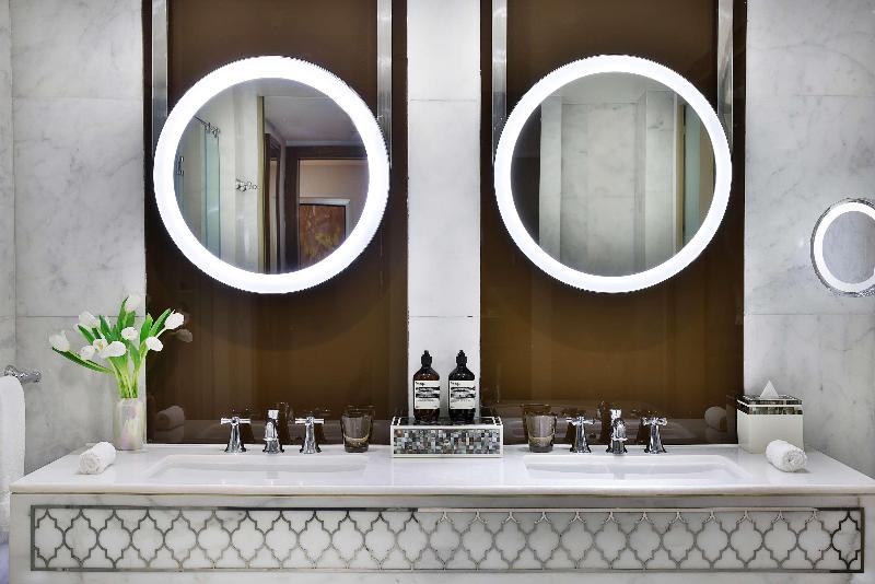 Waldorf Astoria Dubai Palm Jumeirah - Oda