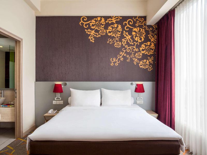 Ibis Styles Malang - Oda