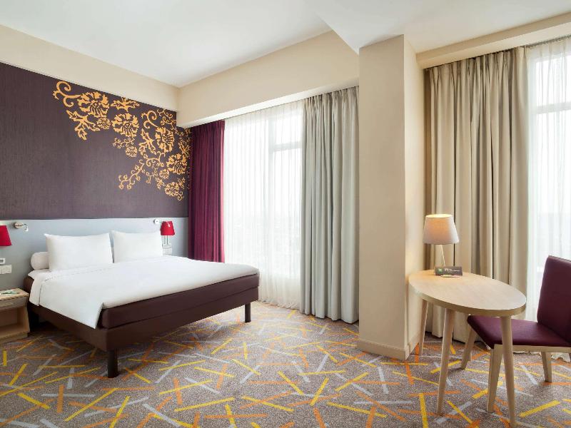 Ibis Styles Malang - Oda