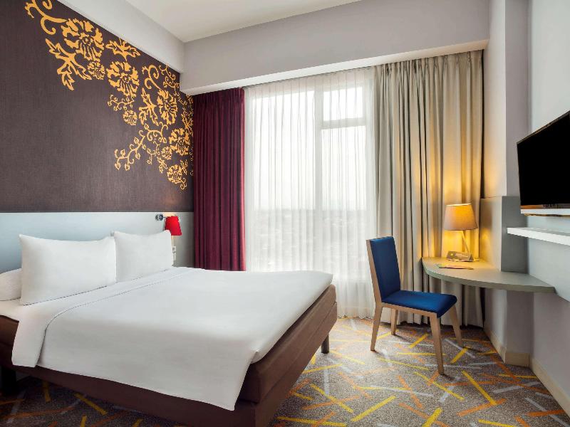 Ibis Styles Malang - Oda