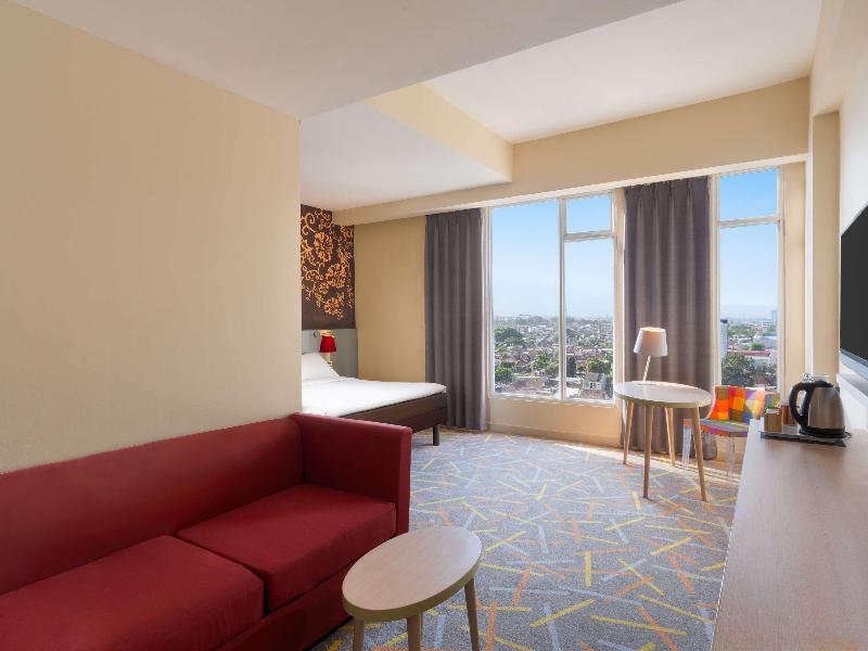 Ibis Styles Malang - Oda