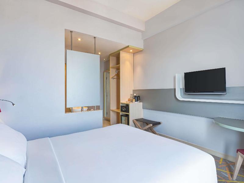 Ibis Styles Malang - Oda