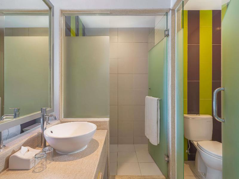 Ibis Styles Malang - Oda