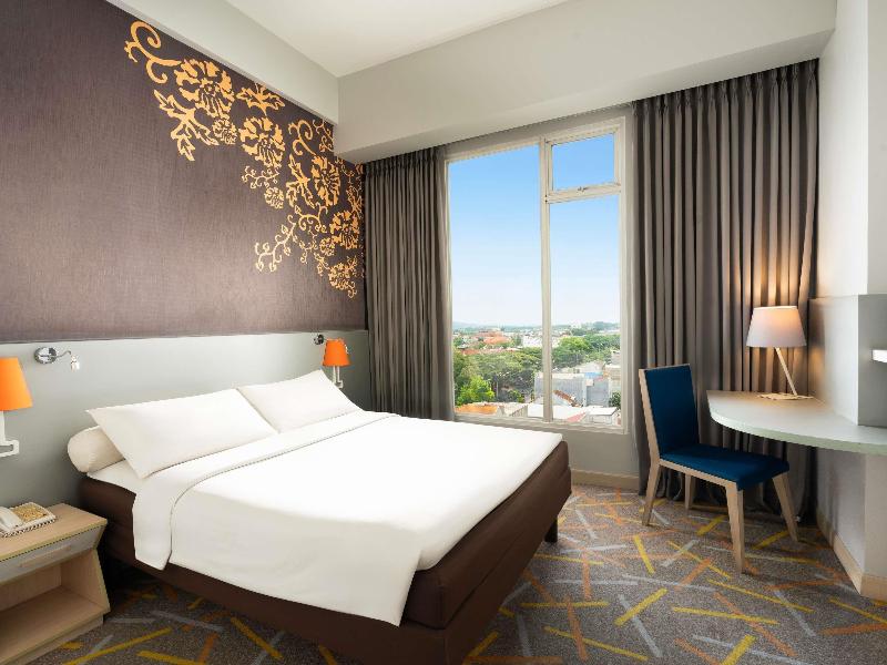 Ibis Styles Malang - Oda