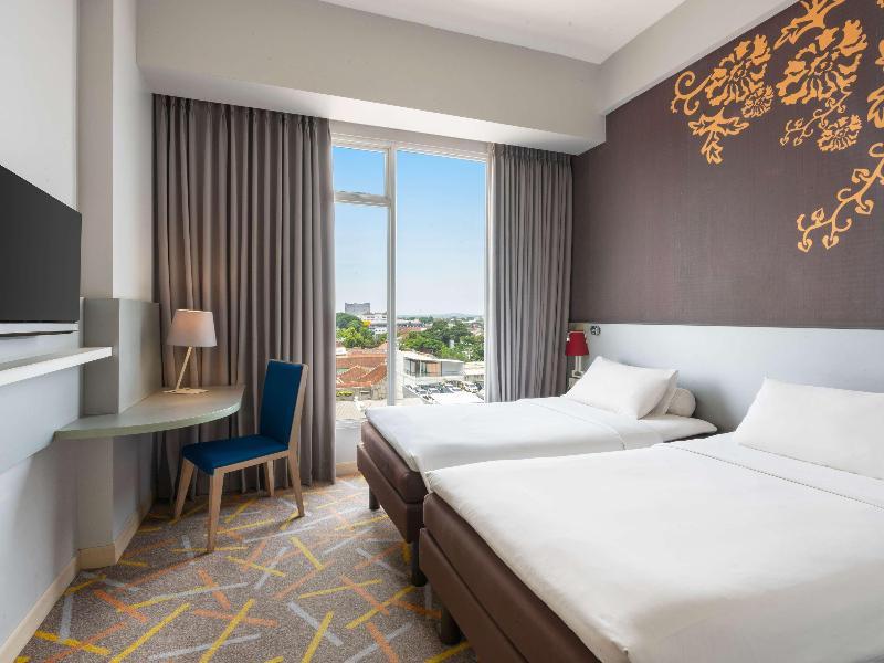 Ibis Styles Malang - Oda