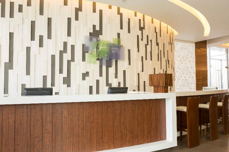 Holiday Inn Express Semarang Simpang Lima - Genel