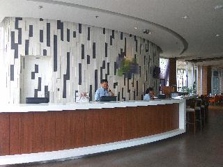 Holiday Inn Express Semarang Simpang Lima fotoÄŸrafÄ±