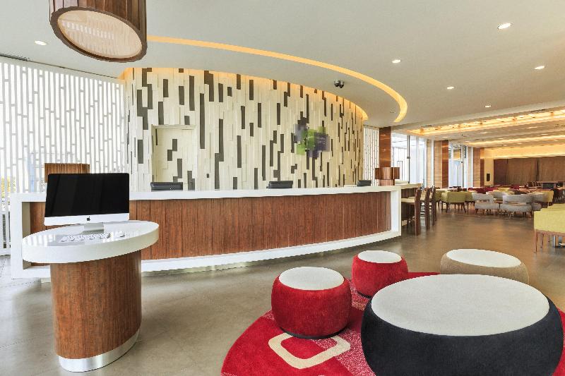 Holiday Inn Express Semarang Simpang Lima - Genel