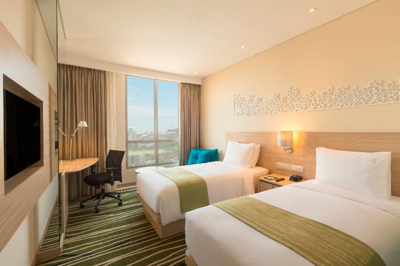 Holiday Inn Express Semarang Simpang Lima - Oda