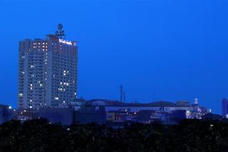 Hotel Santika Depok otel fotoğrafı