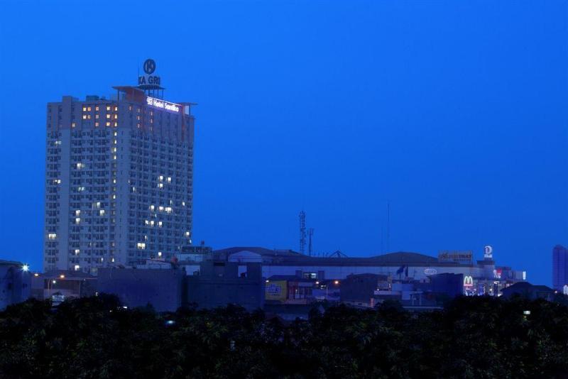 Hotel Santika Depok - Genel