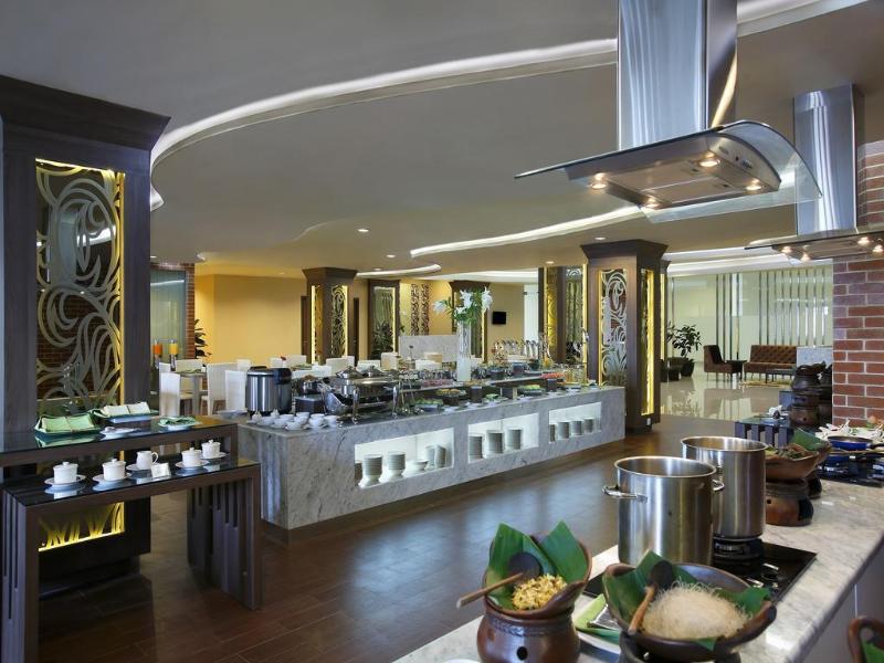 Hotel Santika Depok - Restoran