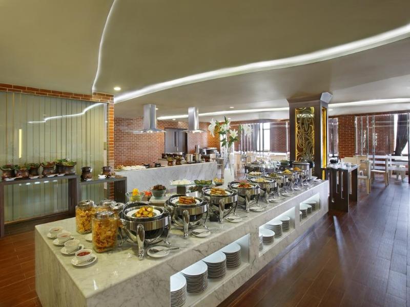 Hotel Santika Depok - Restoran