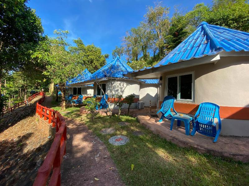 Koh Mak Buri Hut Natural Resort - Oda