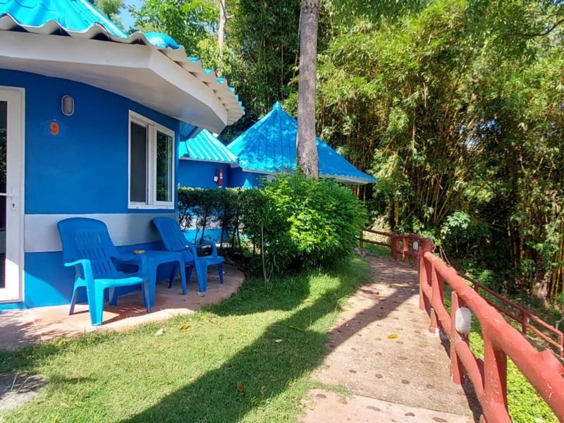 Koh Mak Buri Hut Natural Resort - Oda