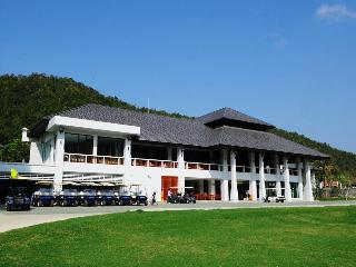 Alpine Golf Resort fotoÄŸrafÄ±