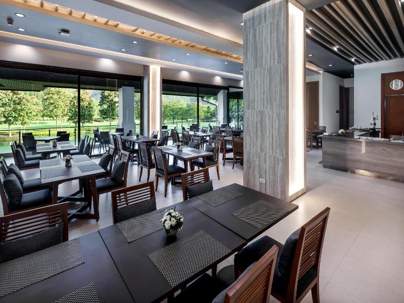 Alpine Golf Resort - Genel