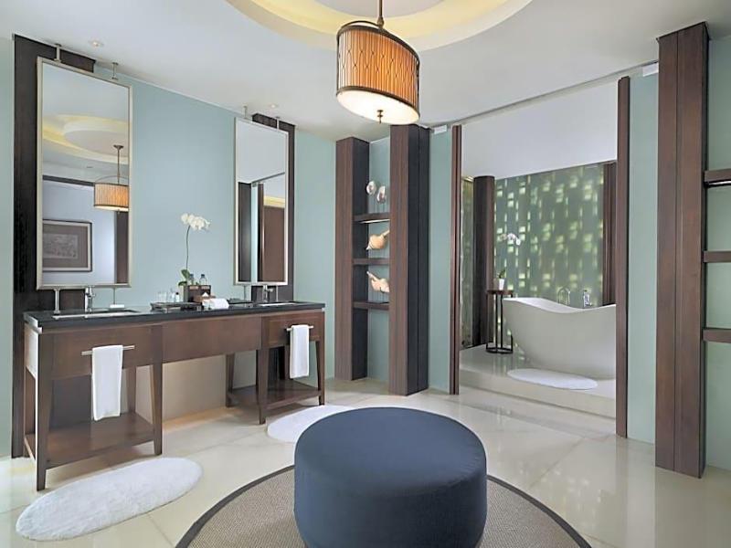 Beachfront Suites Bali - Oda
