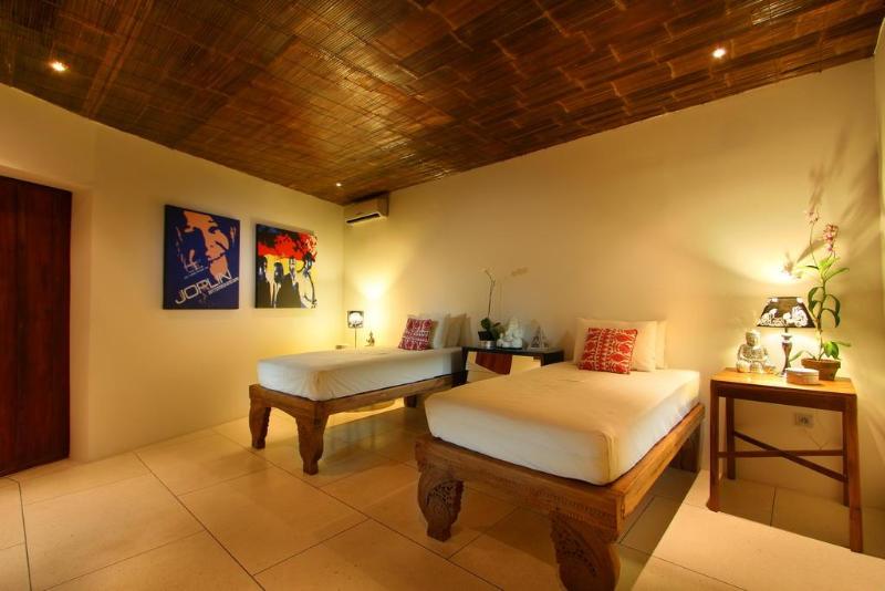 The Apartments Canggu - Genel