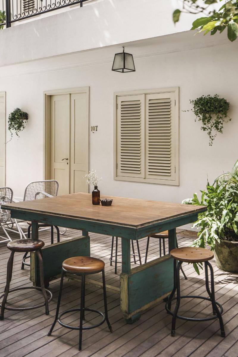 Brown Feather Hotel - Genel