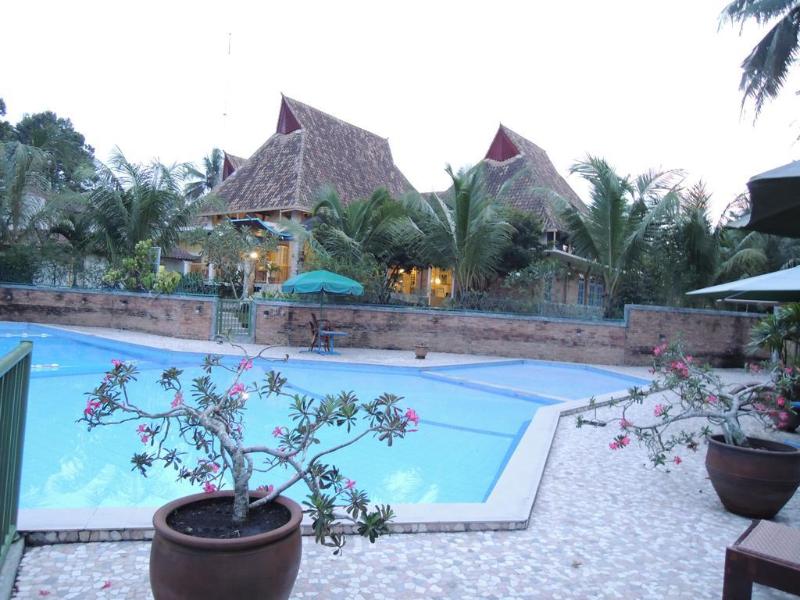 Deli River And Restaurant Omlandia - Genel