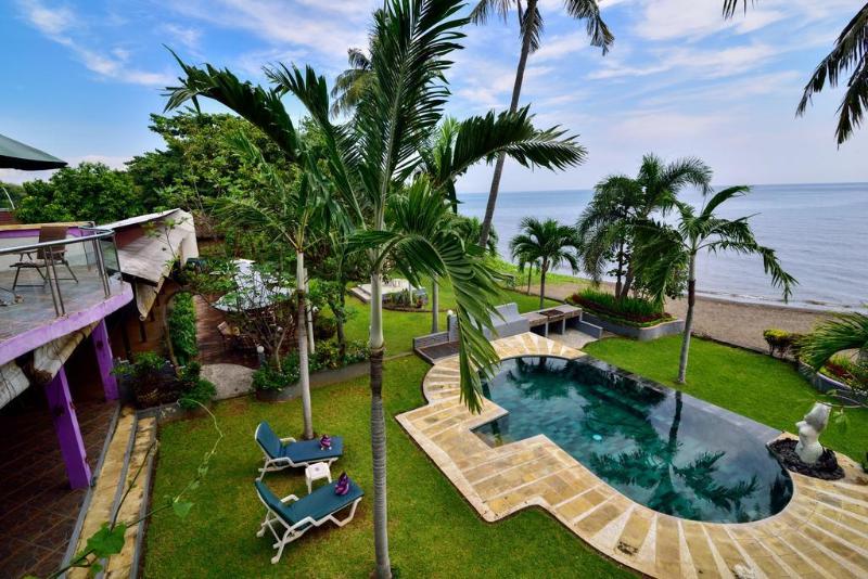 Dolphin Beach Bali - Genel