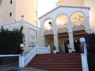 Castle Harbour