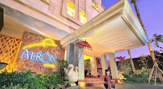 Alron Hotel Kuta fotoÄŸrafÄ±