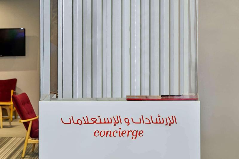 Ramada Hotel & Suites by Wyndham JBR - Lobi