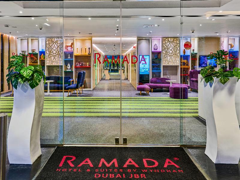 Ramada Hotel & Suites by Wyndham JBR - Lobi