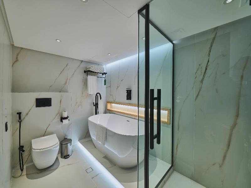Ramada Hotel & Suites by Wyndham JBR - Oda