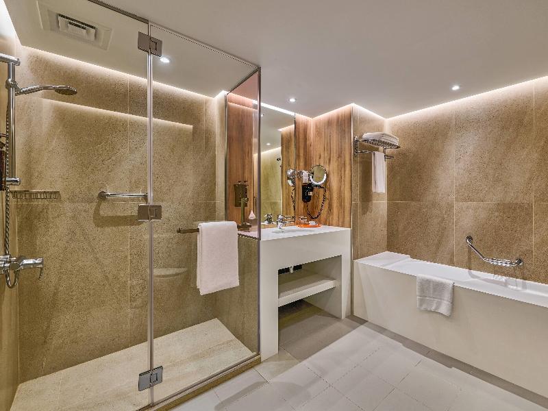 Ramada Hotel & Suites by Wyndham JBR - Oda