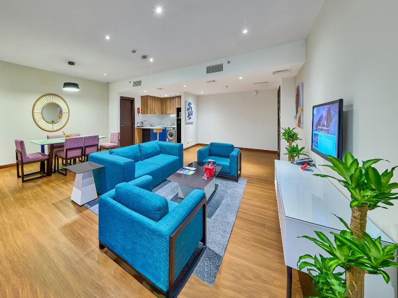 Ramada Hotel & Suites by Wyndham JBR - Oda
